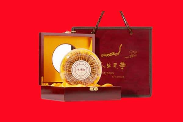 收购资讯:金坛区回收冬虫夏草是按克吗